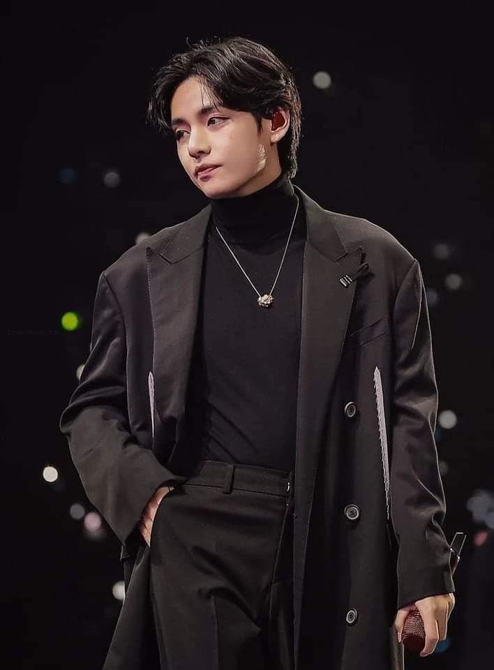 KIM TAEHYUNG (ROYAL ALPHA/ BL) thumbnail