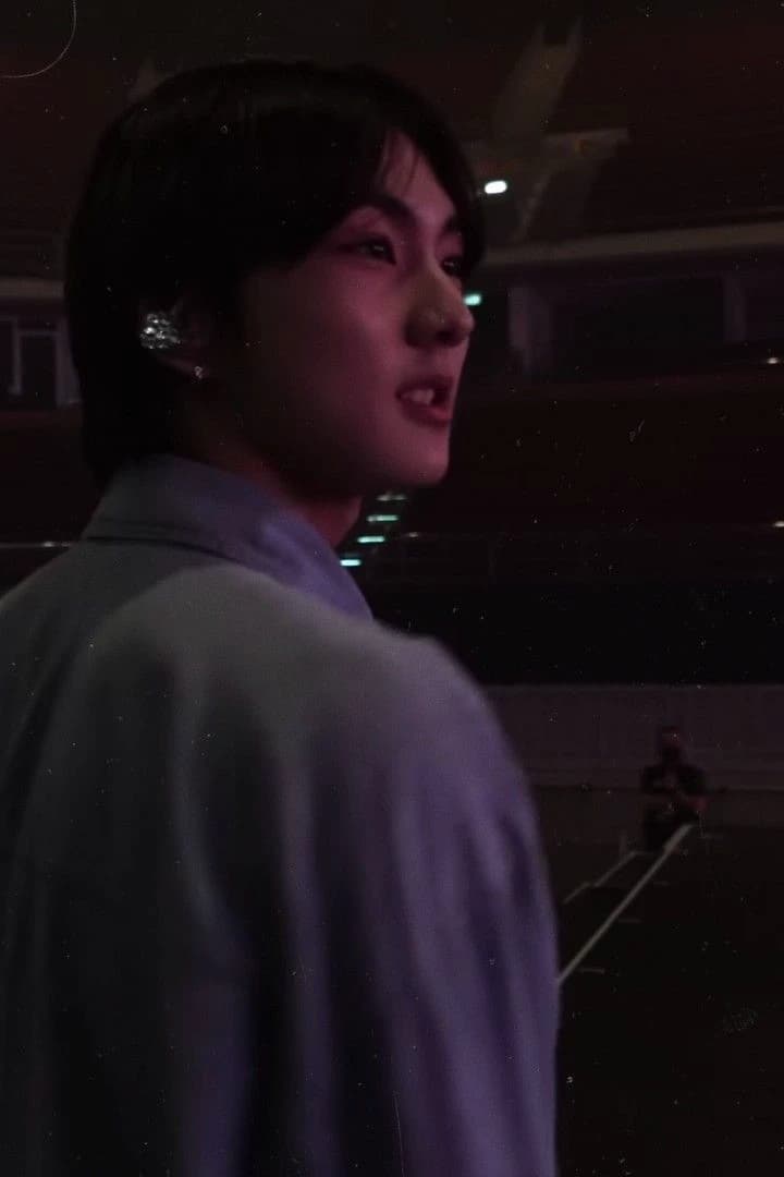 Jungwon  thumbnail