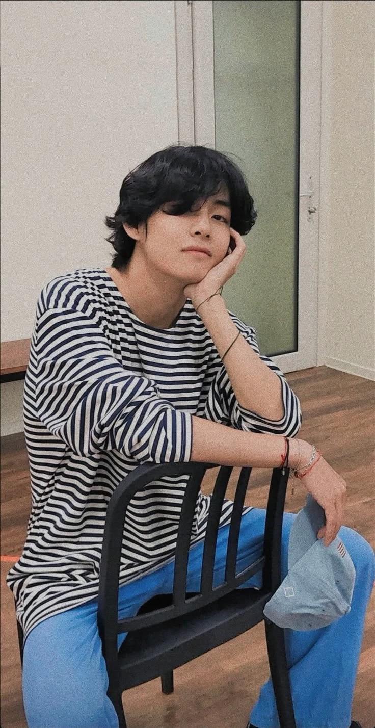 Taehyung🩹 thumbnail