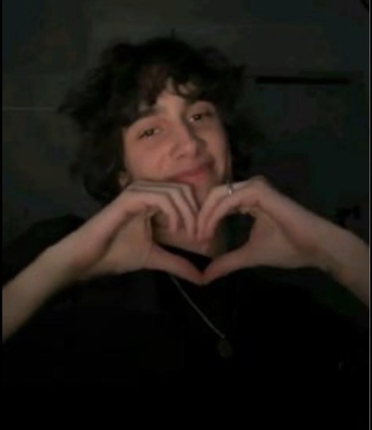 Sombr thumbnail