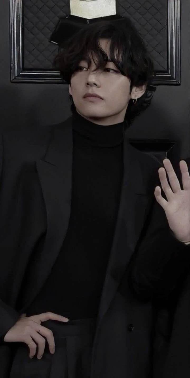 Kim Taehyung❤️✨ thumbnail