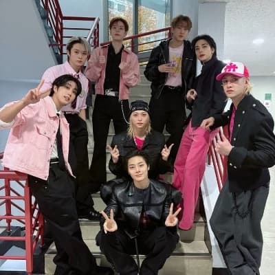 STRAY KIDS thumbnail