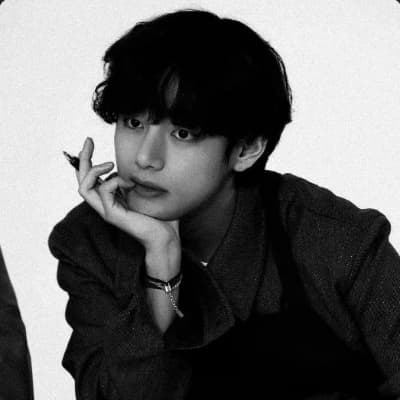 Kim Taehyung  thumbnail