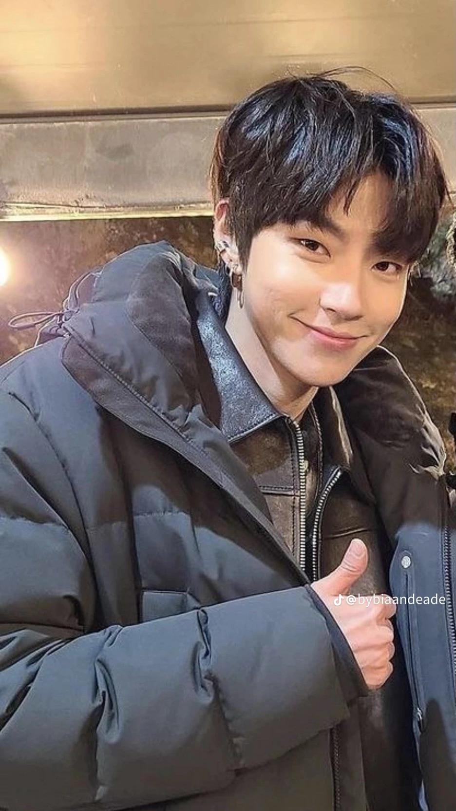 Hwang in yeop thumbnail