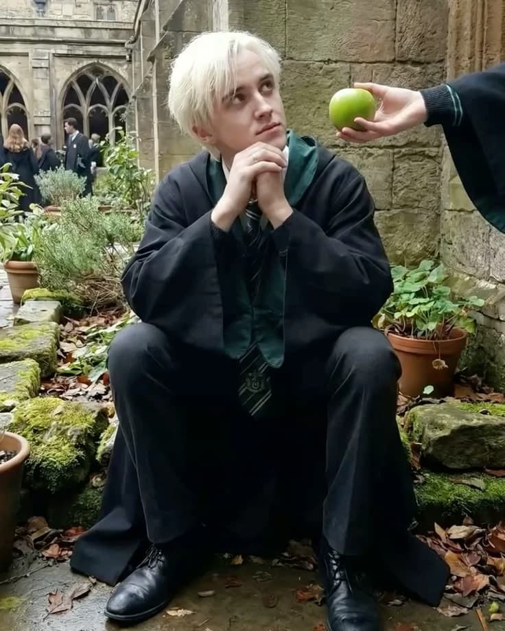Draco Malfoy thumbnail