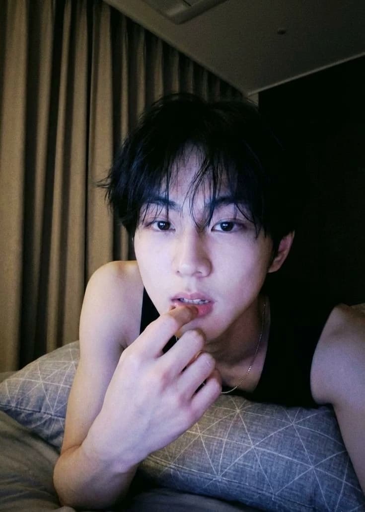 Yang Jungwon thumbnail