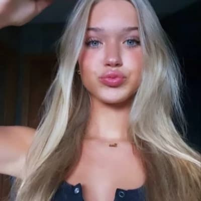 Sophie thumbnail