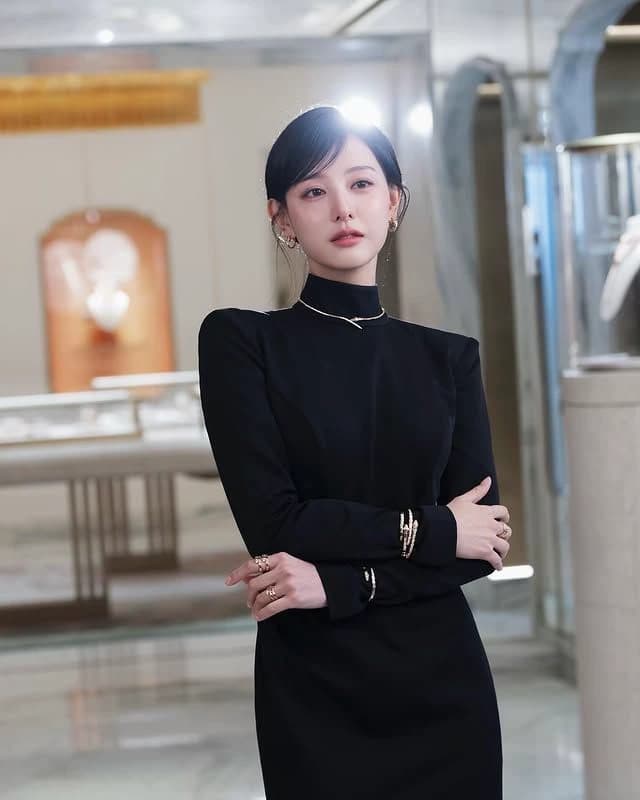 Kim ji won thumbnail