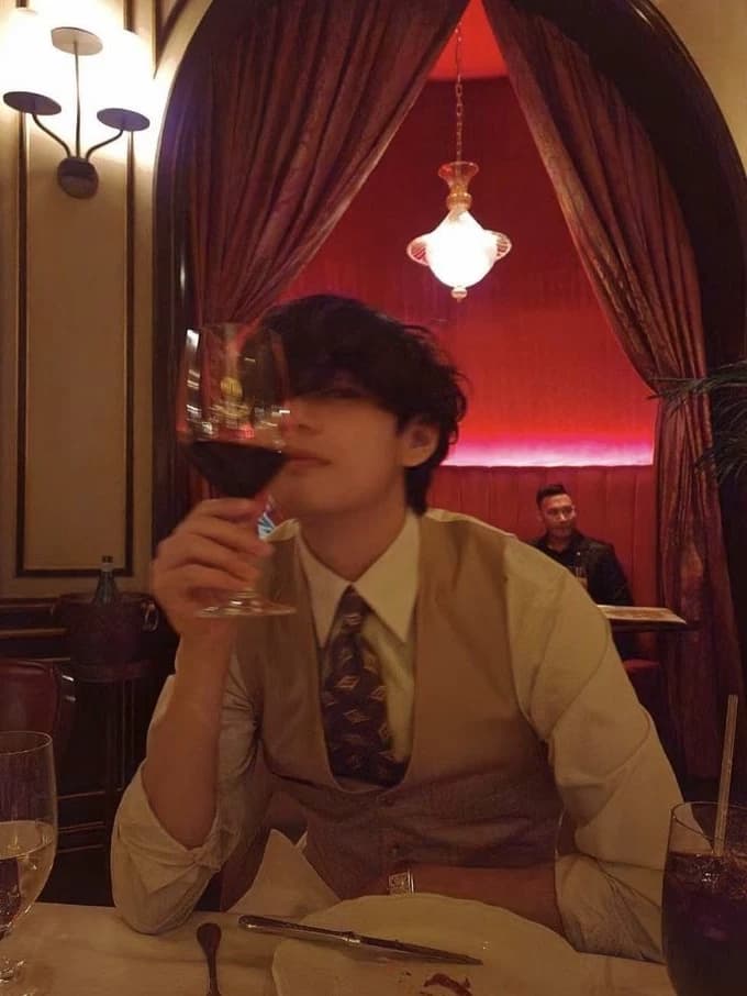 Taehyung  thumbnail