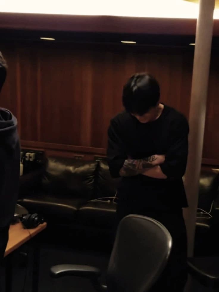 Jungkook thumbnail