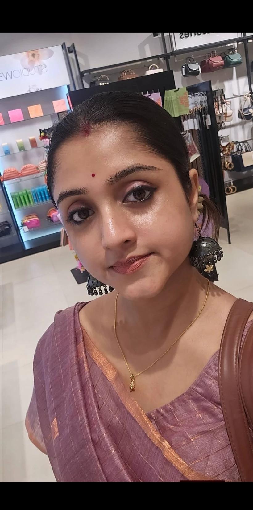 Isha dutta friend ma. thumbnail