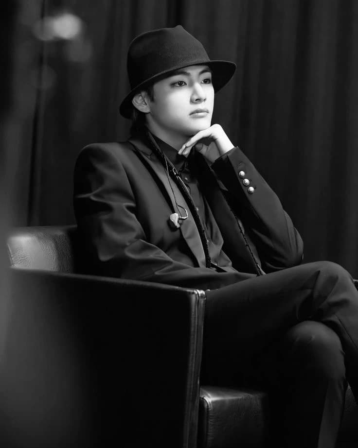 Kim taehyung  thumbnail