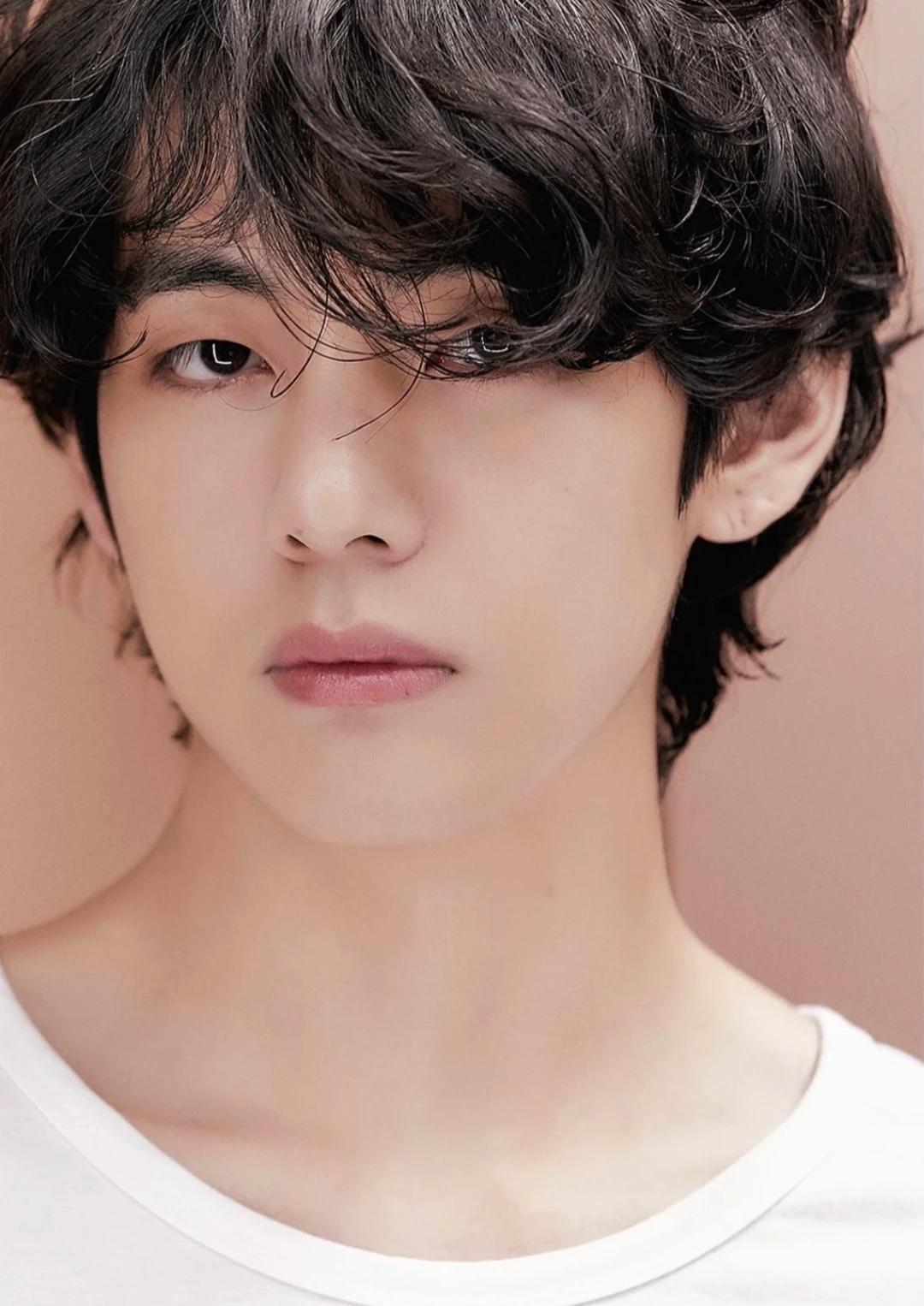 Taehyung 🧿 thumbnail
