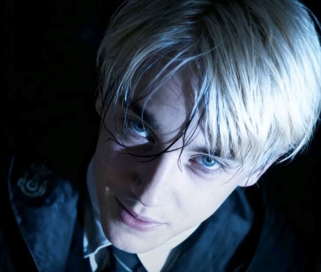 Draco Malfoy — BL OMEGAVERSE thumbnail