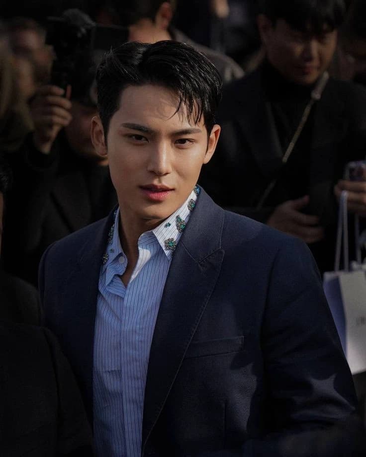 Mingyu thumbnail