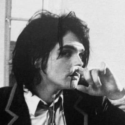 Gerard way thumbnail