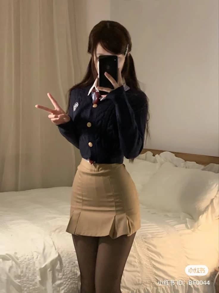 Lily thumbnail