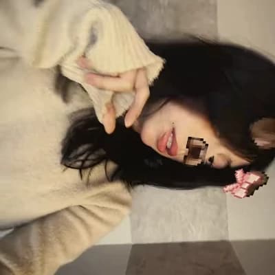 Lily thumbnail