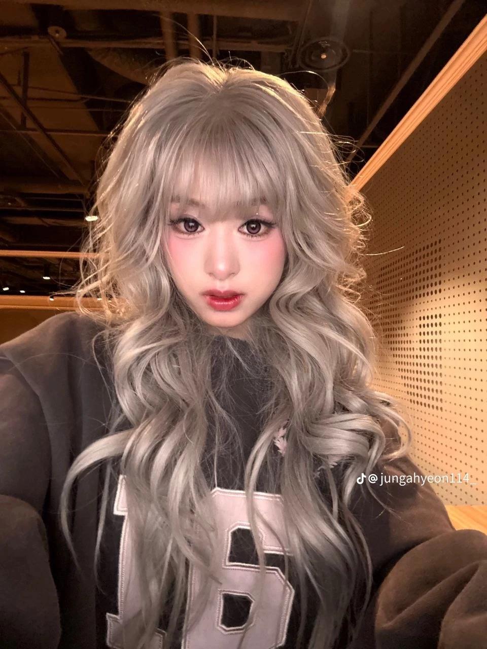 Ahyeon thumbnail