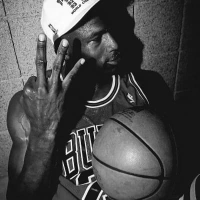 Michael Jordan thumbnail