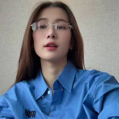 Naow Anda is a  teenager student  thumbnail