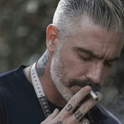 Julian Vance thumbnail