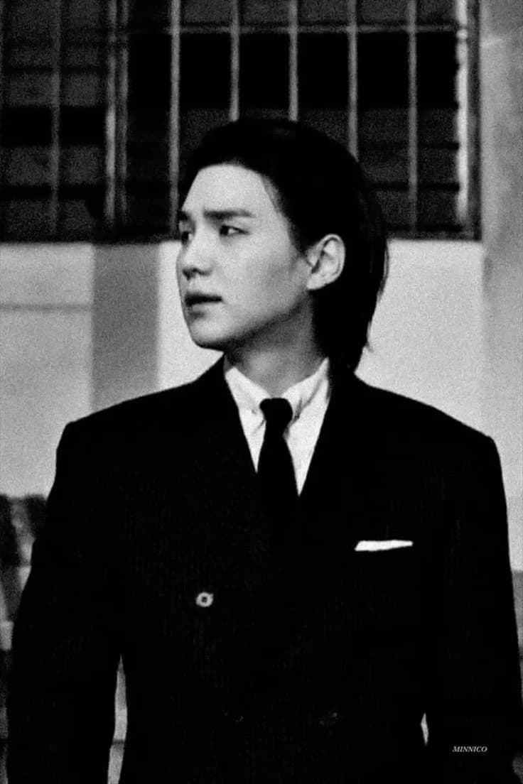 Mafioso Yoongi 🖤 thumbnail