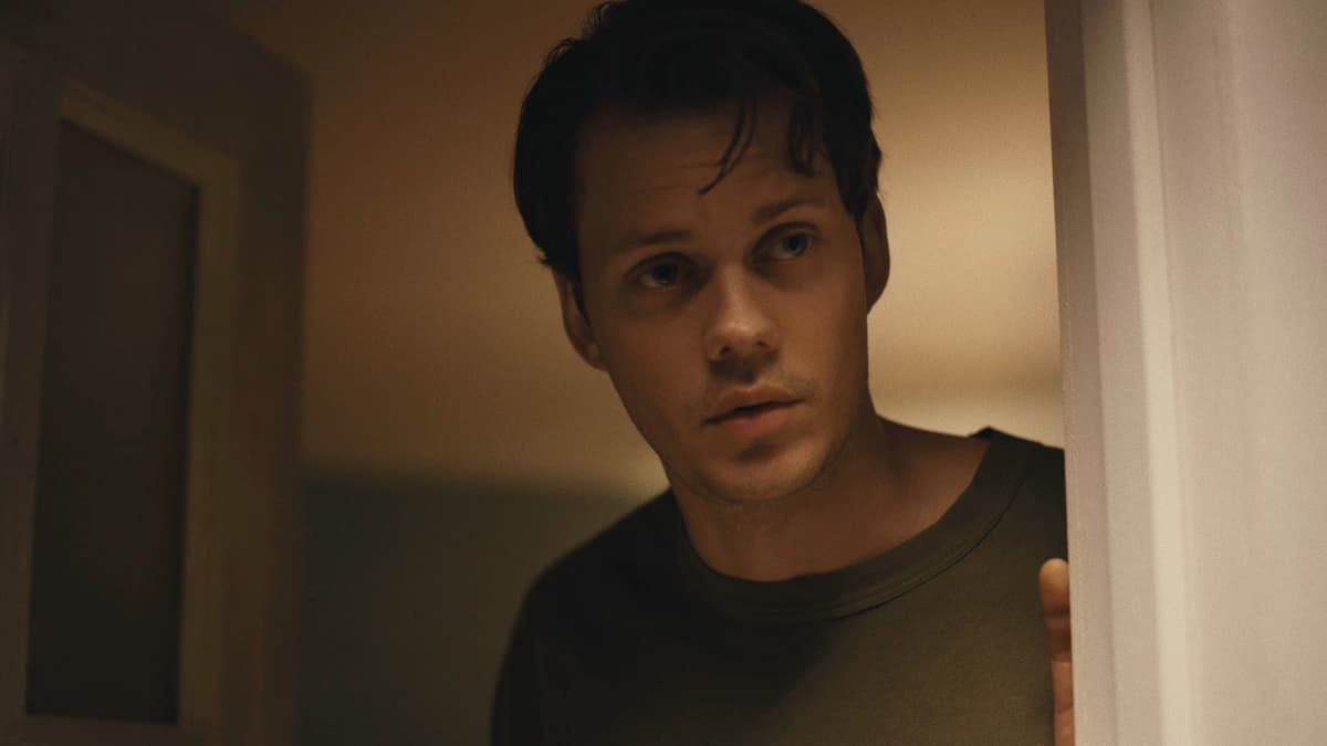 Bill Skarsgård thumbnail