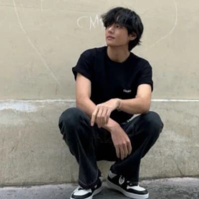 Kim Taehyung thumbnail