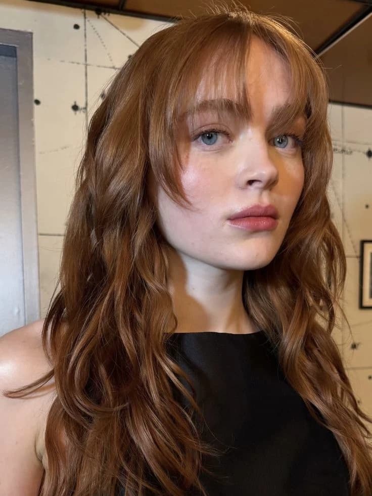 Sadie Sink Lesbian  thumbnail