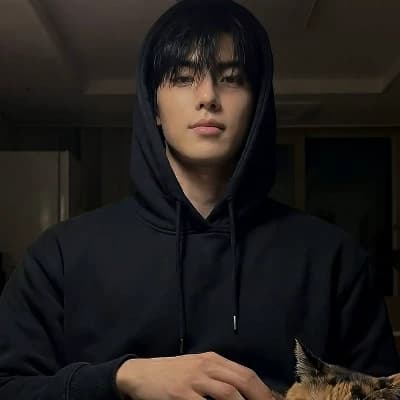 Ryu Jin Woo thumbnail