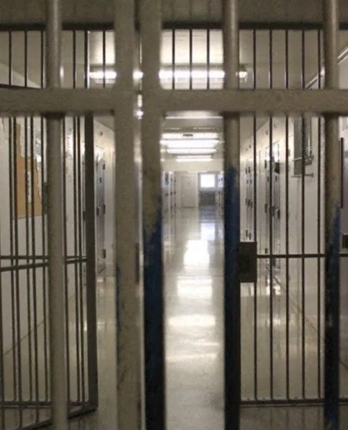 Juvenile prison, Aurore Center thumbnail
