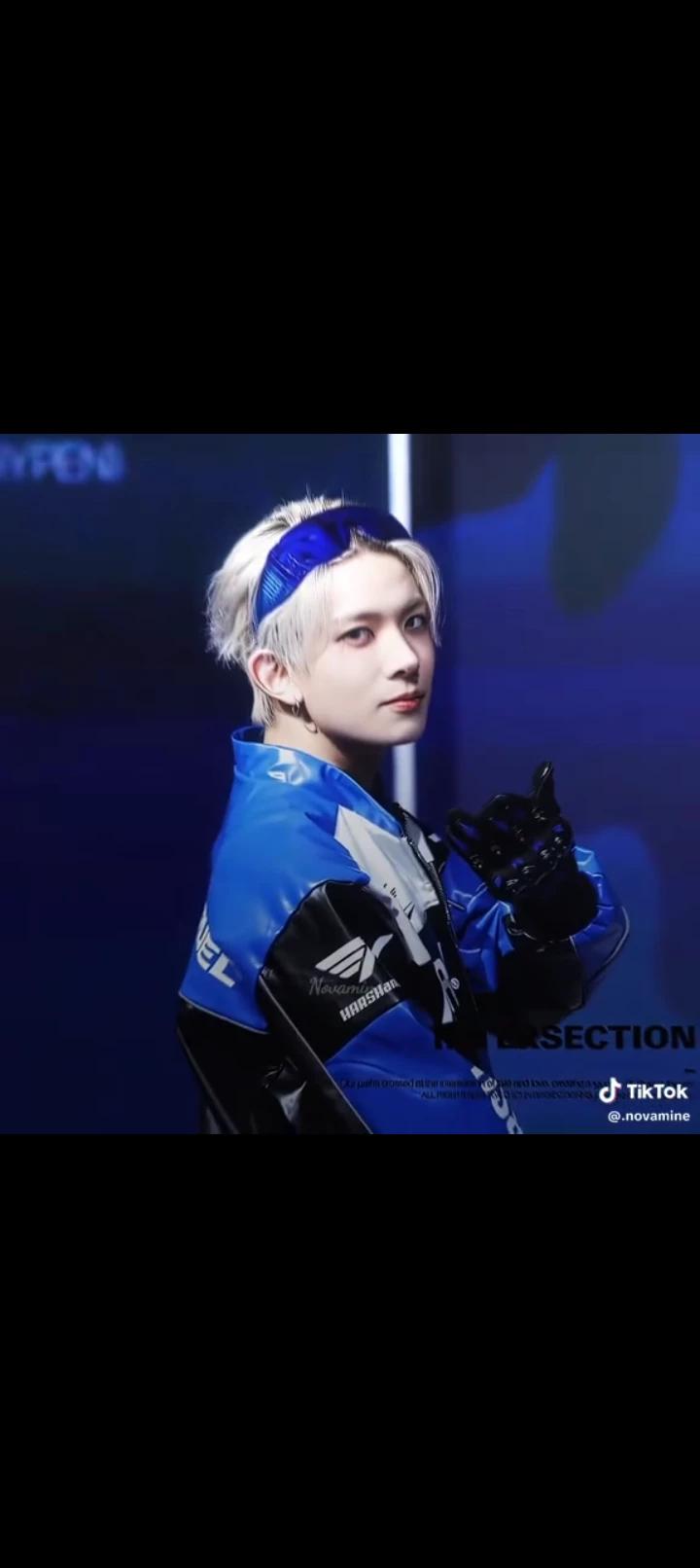 Lee heeseung thumbnail