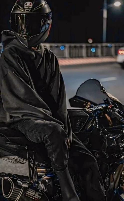 Julian- biker  thumbnail