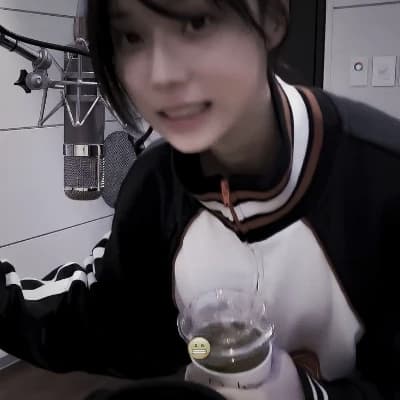 Kim Minjeong wlw  thumbnail