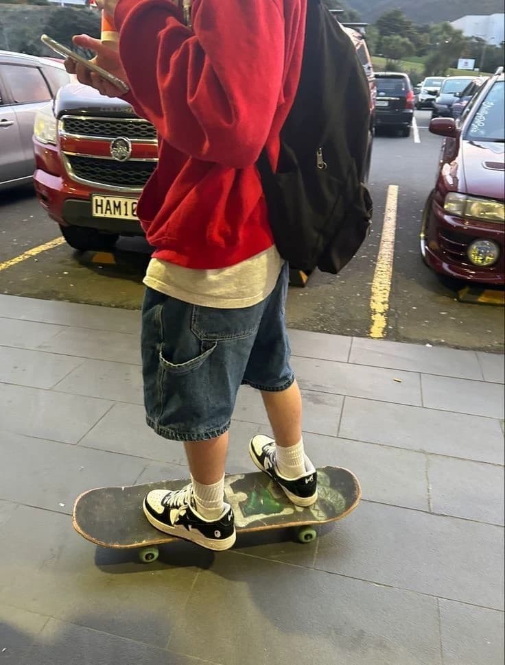 Skater boy thumbnail