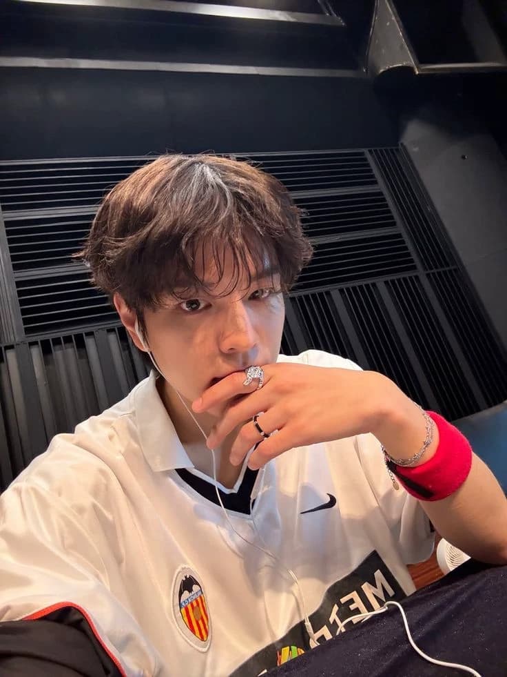 Kim Seungmin thumbnail