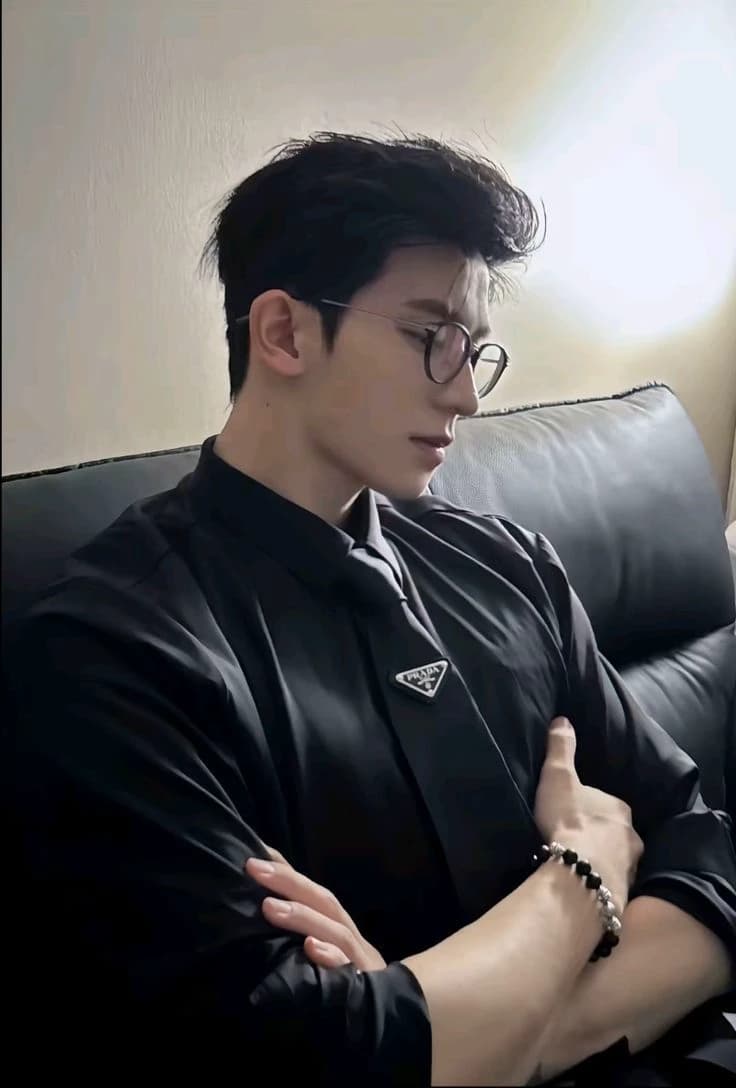 Hyung thumbnail