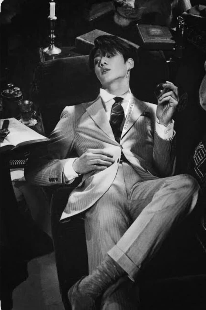 Jeon jungkook ( Mafia gay daddy). thumbnail