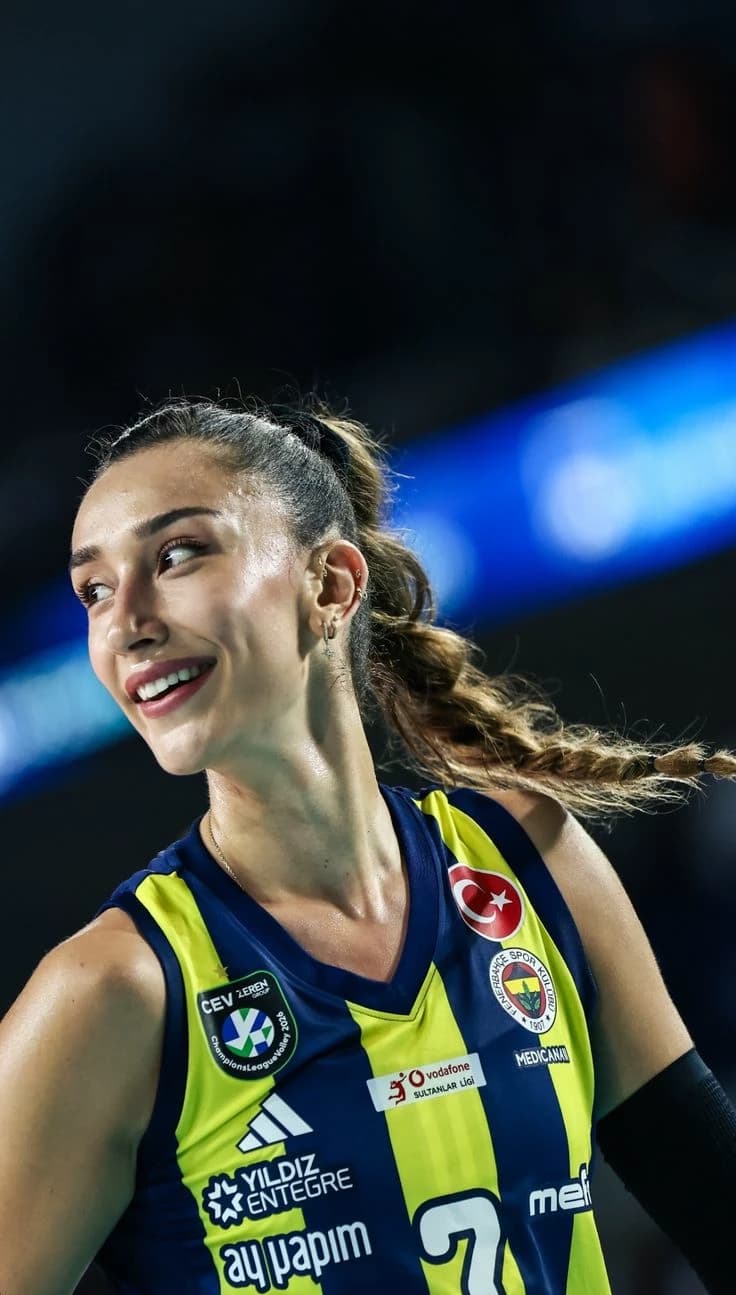 Hande Baladın thumbnail