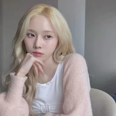 Kim Minjeong thumbnail