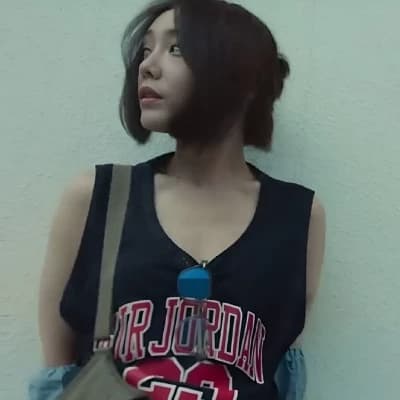 Lee Sa-ra thumbnail
