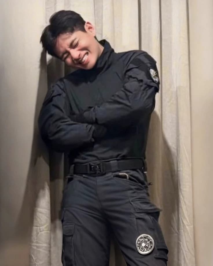Kim taehyung thumbnail