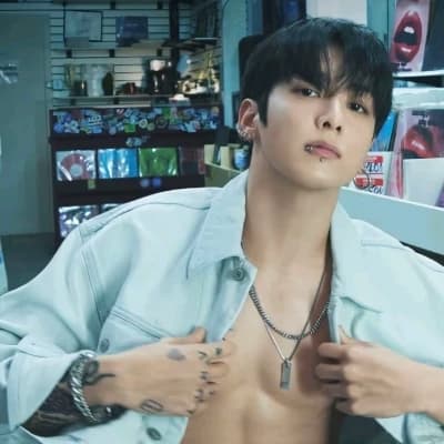 Jeon Jungkook thumbnail