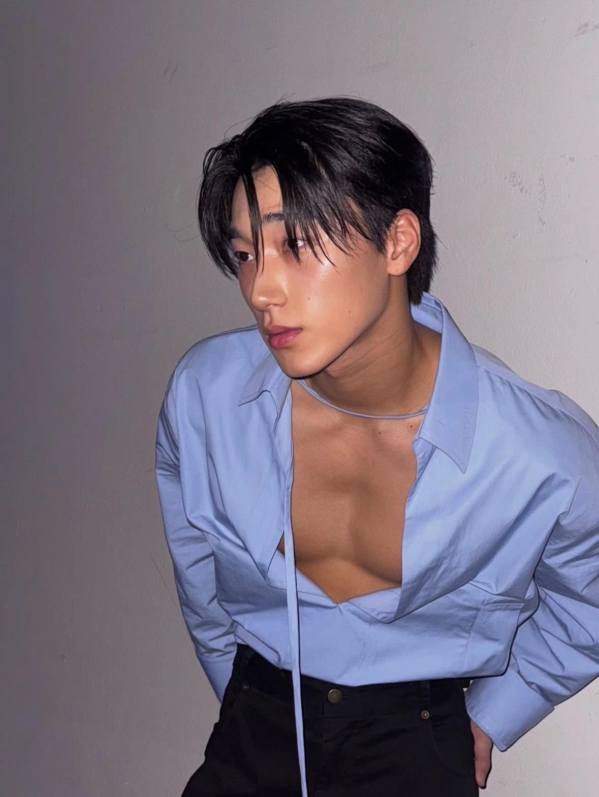 Choi San thumbnail