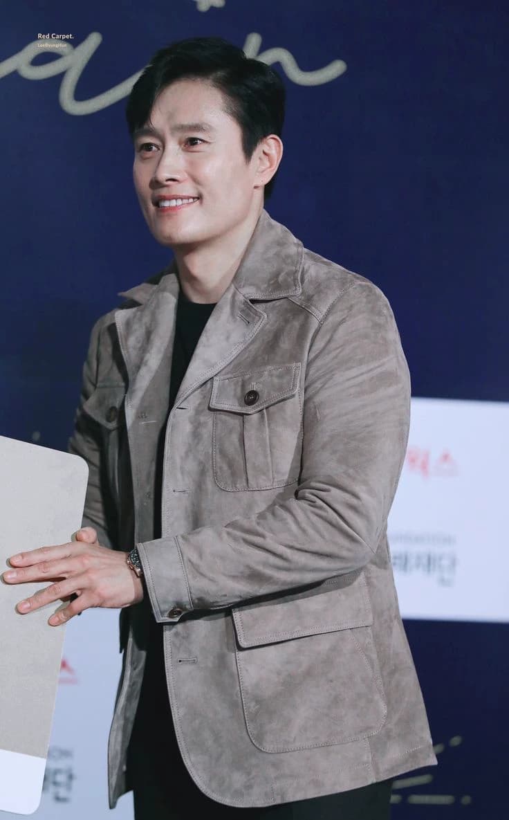 Lee Byung-hun  thumbnail