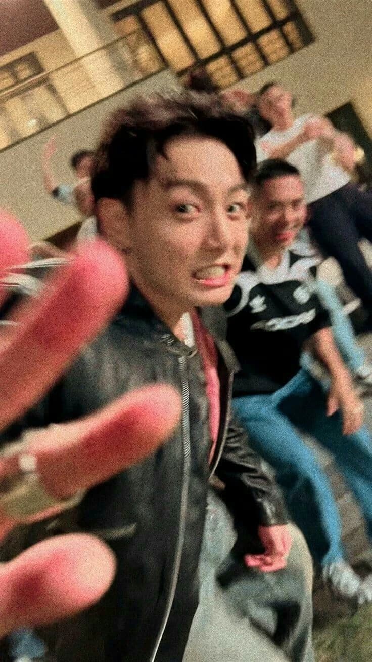 Jeon Jungkook thumbnail