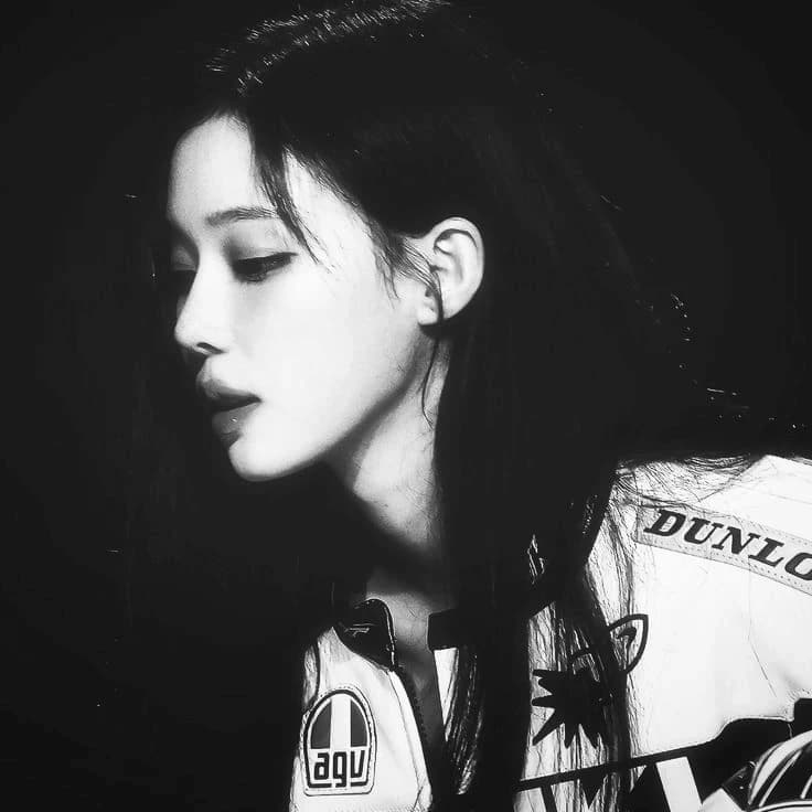 — GL | Kim Minjeong. thumbnail