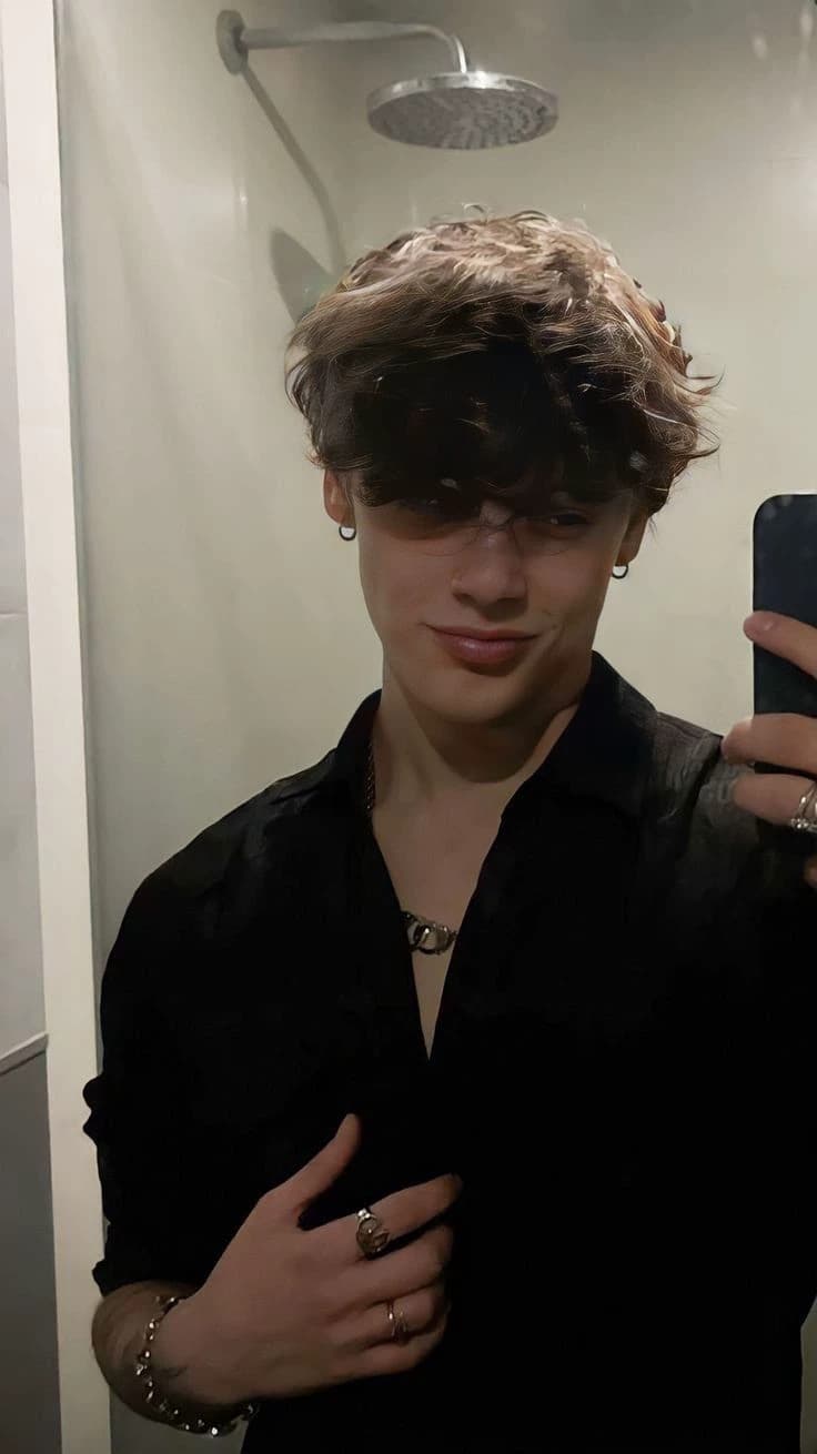 Dylan, fake relationship thumbnail
