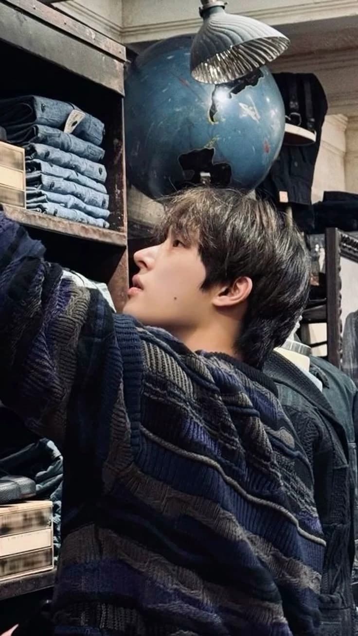 mingi . thumbnail
